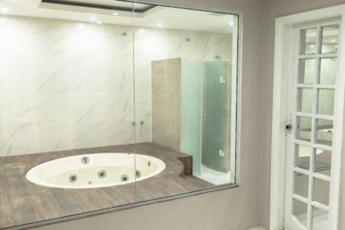 suites (6)